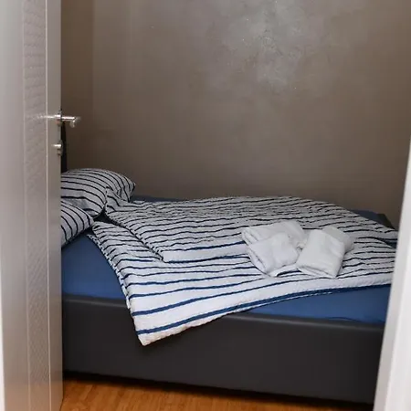 Stupovi Apartman