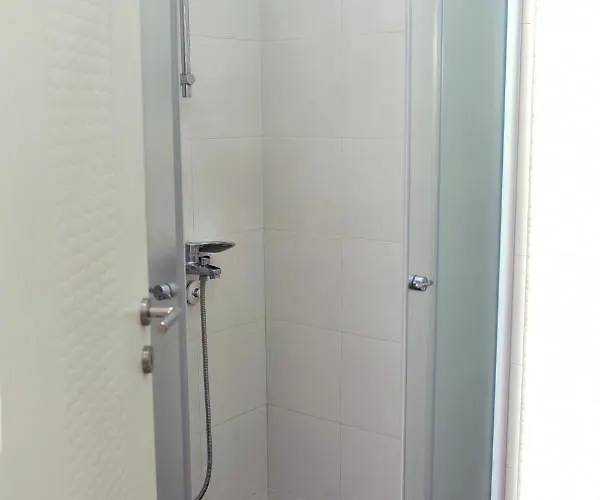 Stupovi זלאטיבור